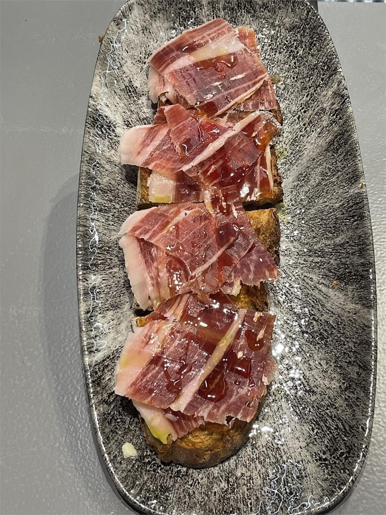 Pan tumaca y jamón de bellota - Imagen 1